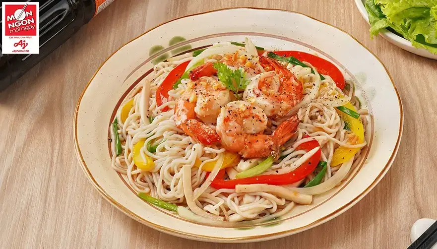 m&igrave; nưa x&agrave;o t&ocirc;m nấm