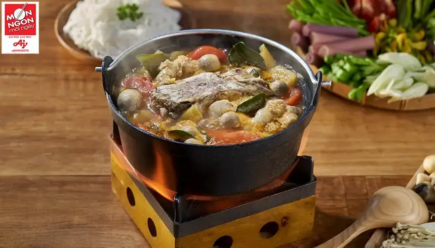 Lẩu Th&aacute;i đầu c&aacute; l&oacute;c b&ocirc;ng