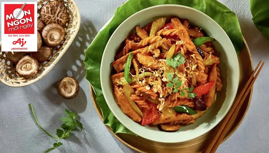 Cách làm nui xào chay thập cẩm đơn giản thơm ngon