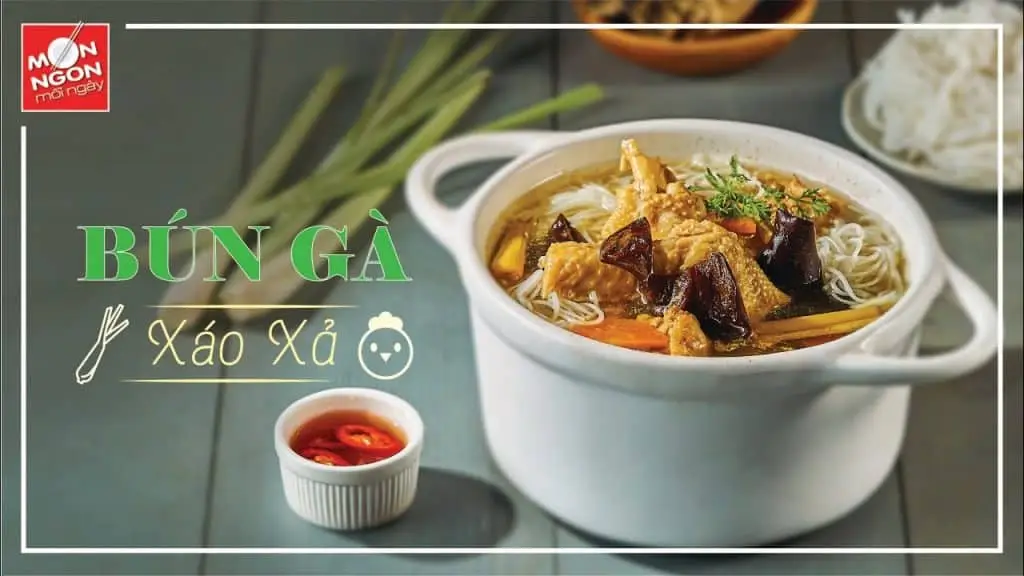 Cách nấu bún gà xáo sả cho bữa sáng năm mới tròn vị