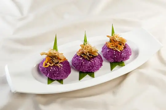 X&Ocirc;I CHAY NGŨ SẮC