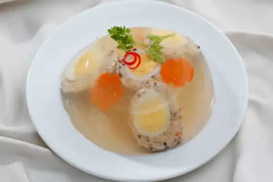 Mọc đ&ocirc;ng trứng cút 540 360