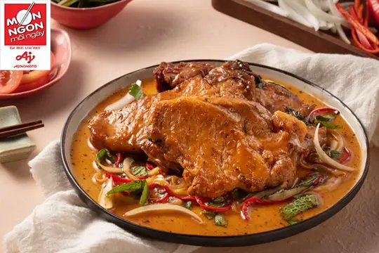 Cốt lết chi&ecirc;n sốt h&uacute;ng chanh