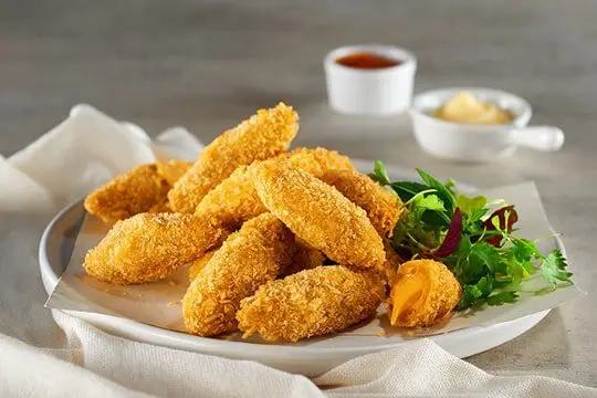 Mách Mẹ làm món đuông khoai lang cốt dừa ngon lạ miệng