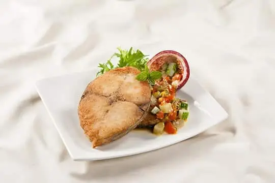 C&aacute; thu chi&ecirc;n gi&ograve;n xốt chanh d&acirc;y