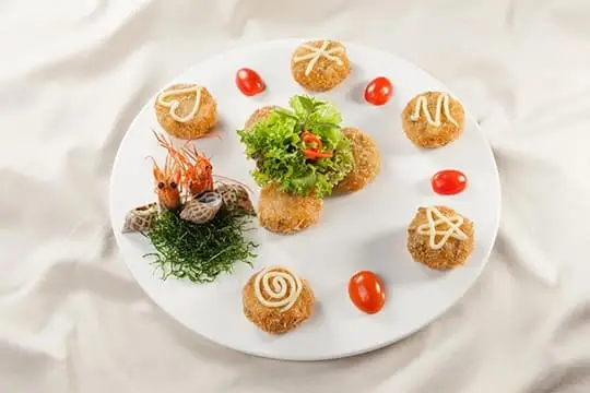 Chả t&ocirc;m ốc hương