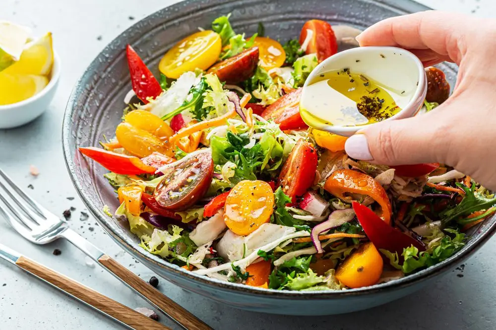 C&aacute;c loại salad rau củ giảm c&acirc;n nhẹ bụng, dễ ăn