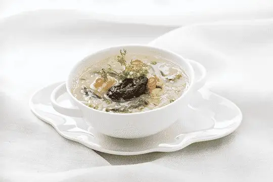 Ch&aacute;o nấm tr&agrave;m gi&uacute;p hỗ trợ kiểm so&aacute;t đường huyết v&agrave; tăng cường sức khỏe tổng thể