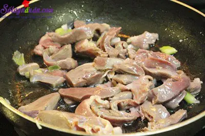 tim lợn x&agrave;o su su 3