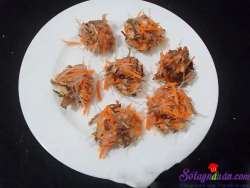 c&aacute;ch l&agrave;m b&aacute;nh r&aacute;n mặn nh&acirc;n thị 3