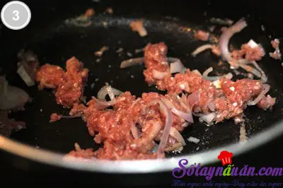 C&aacute;ch nấu canh củ dền thơm m&aacute;t 3
