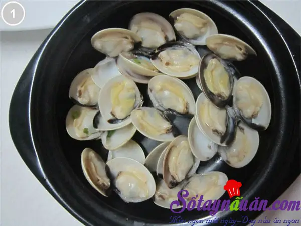 Ngao hấp trứng g&agrave; 1