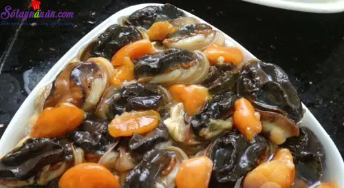 c&aacute;ch l&agrave;m ốc om chuối đậu 1