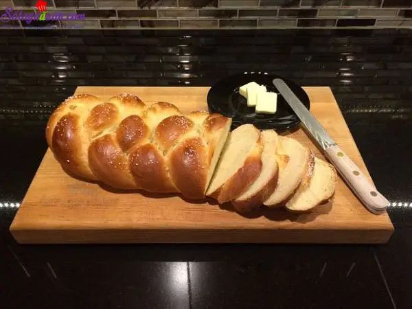 c&aacute;ch l&agrave;m b&aacute;nh m&igrave; hoa c&uacute;c 11