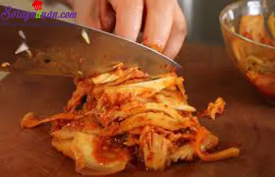 c&aacute;ch l&agrave;m b&aacute;nh pizza kim chi 4