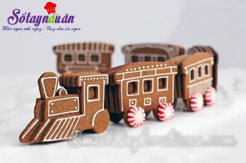 C&aacute;ch l&agrave;m b&aacute;nh quy gừng h&igrave;nh đo&agrave;n t&agrave;u đ&oacute;n Gi&aacute;ng sinh 10