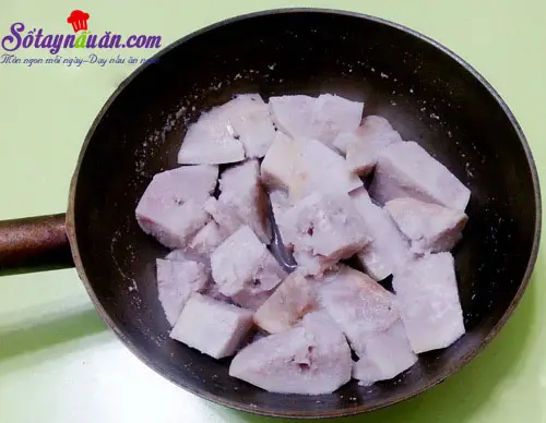C&aacute;ch l&agrave;m b&aacute;nh trung thu nh&acirc;n khoai m&ocirc;n 2