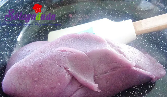 Học l&agrave;m b&aacute;nh trung thu cầu vồng bảy sắc đẹp m&ecirc; mẩn