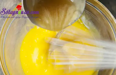Hướng dẫn l&agrave;m b&aacute;nh malasada vị chanh leo thơm ngon 7