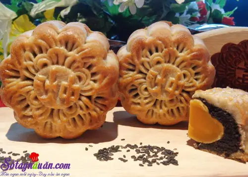 c&aacute;ch l&agrave;m b&aacute;nh nướng nh&acirc;n m&egrave; đen trứng muối 10