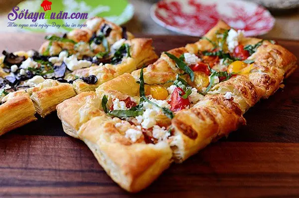 pizza l&agrave;m từ vỏ b&aacute;nh pastry vị ngon kh&oacute; chối từ kết quả