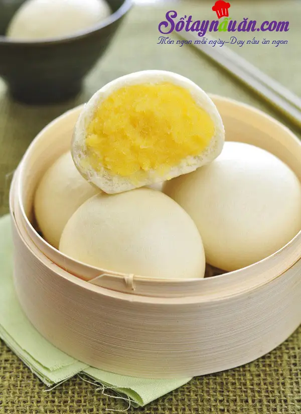 Hướng dẫn làm bánh bao nhân trứng xốp mềm thơm ngon
