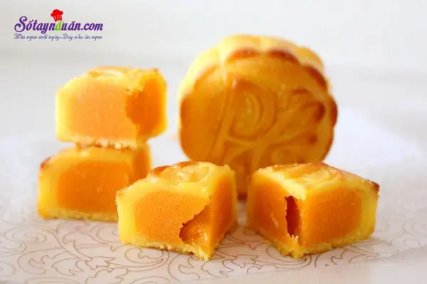 Hướng dẫn làm bánh trung thu kiểu Hồng Kông cực dễ