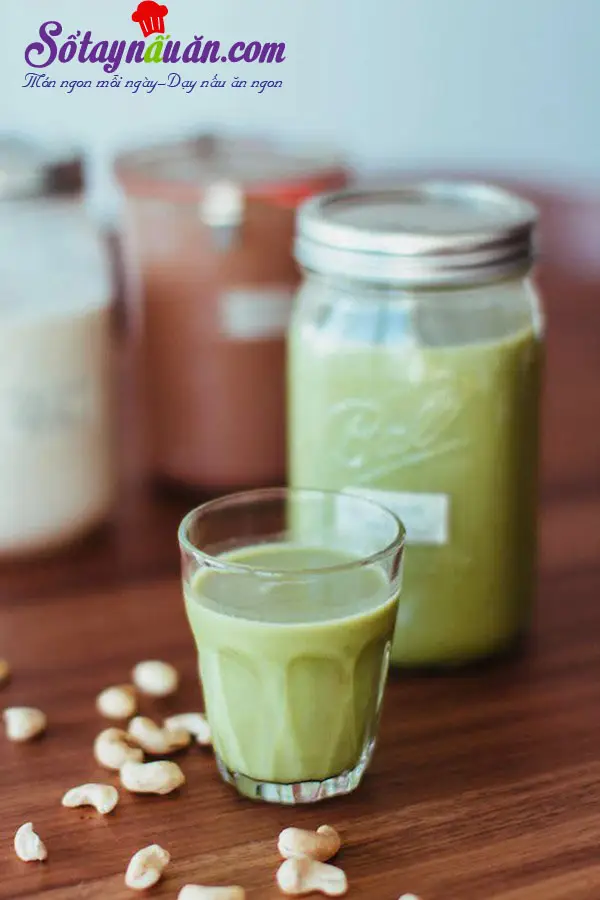 C&aacute;ch l&agrave;m sữa đậu n&agrave;nh l&aacute; dứa cho thời tiết se lạnh kết quả 2