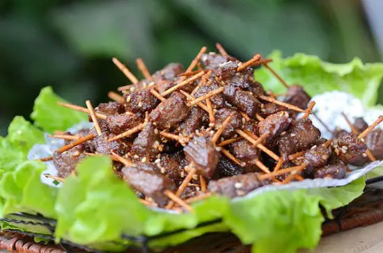 Cách làm bò chiên tẩm vừng siêu ngon