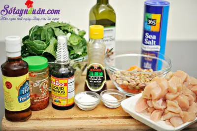 C&aacute;ch l&agrave;m g&agrave; x&agrave;o kiểu Th&aacute;i cực kỳ hấp dẫn nguy&ecirc;n liệu