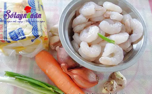 C&aacute;ch l&agrave;m ho&agrave;nh th&aacute;nh h&igrave;nh hoa si&ecirc;u gi&ograve;n rụm nguy&ecirc;n liệu