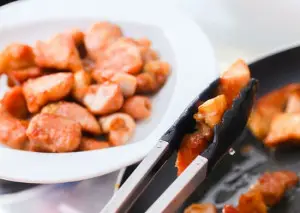 cach-lam-mon-thit-lon-rang-cay-cua-tu-xuyen-7
