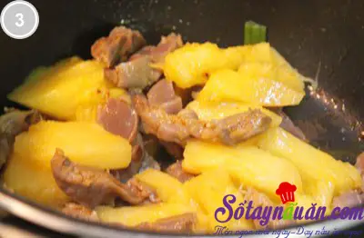 Chua chua mề g&agrave; x&agrave;o dứa 3