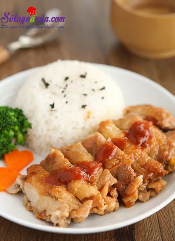 C&aacute;ch l&agrave;m cơm g&agrave; r&aacute;n 9