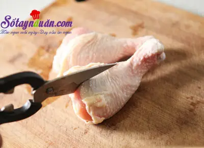 C&aacute;ch l&agrave;m cơm g&agrave; r&aacute;n 1