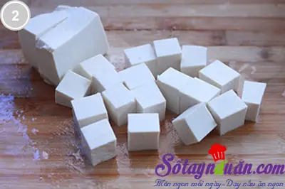 Đậu phụ sốt t&ocirc;m chua ngọt 2