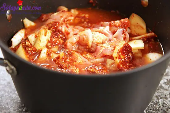c&aacute;ch l&agrave;m g&agrave; hầm cay kiểu h&agrave;n 3