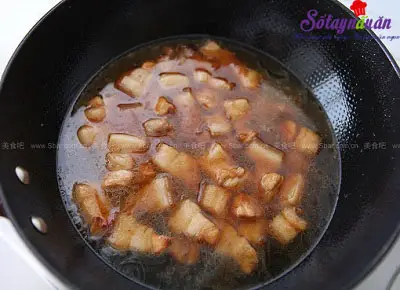Hướng dẫn làm thịt kho măng tre cực ngon cực dễ 5