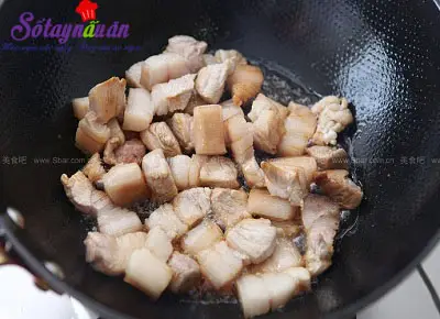 Hướng dẫn làm thịt kho măng tre cực ngon cực dễ 3