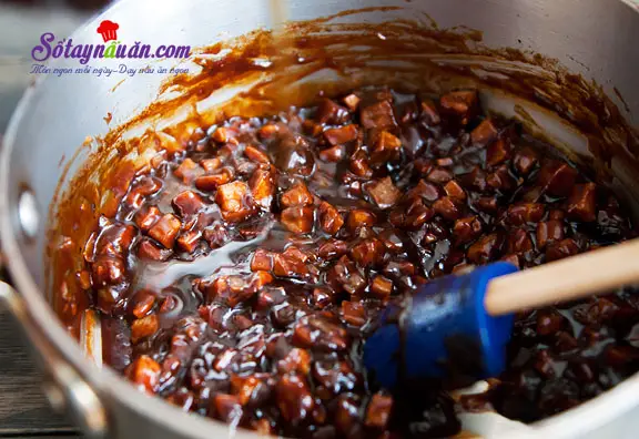 Tuyệt chiêu làm bánh bao xá xíu nhân BBQ siêu ngon 3