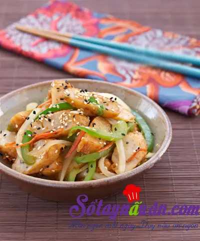 Hướng dẫn cách làm chả cá xào ớt chuông siêu ngon