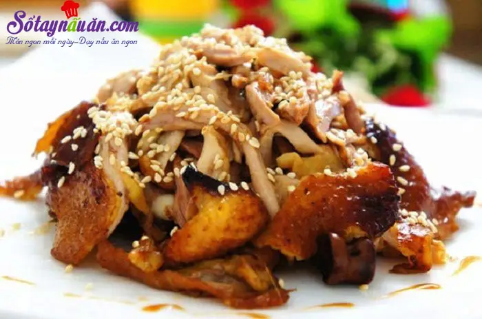 Nồi Cơm Điện: Cách Làm Gà Nướng Mè Thơm Ngon Tại Gia