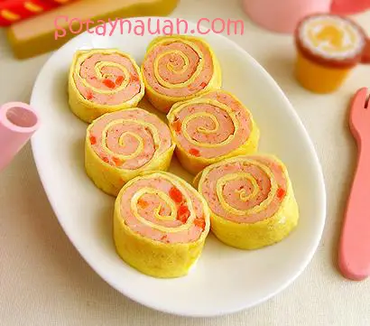 Trứng cuộn tôm đẹp mắt thơm ngon